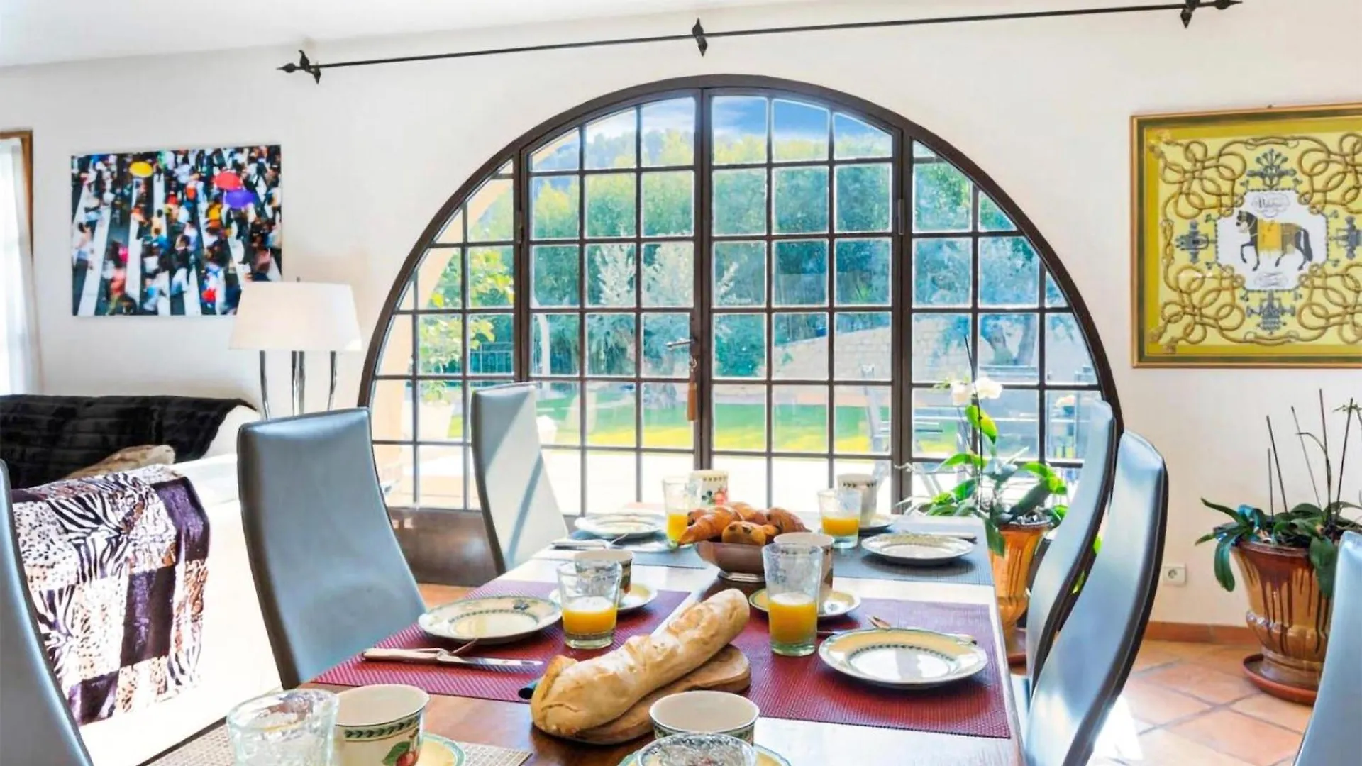 4 Bedroom Cozy Home In لا كول سور لو 0*,